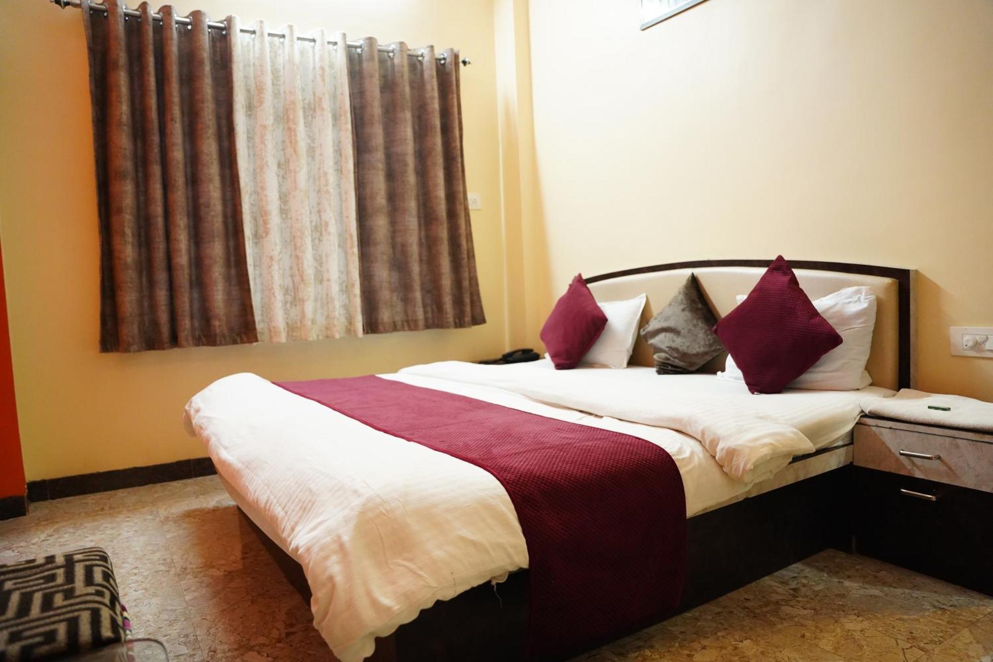 Hotel Mahishmati Palace Maheshwar Ngoại thất bức ảnh