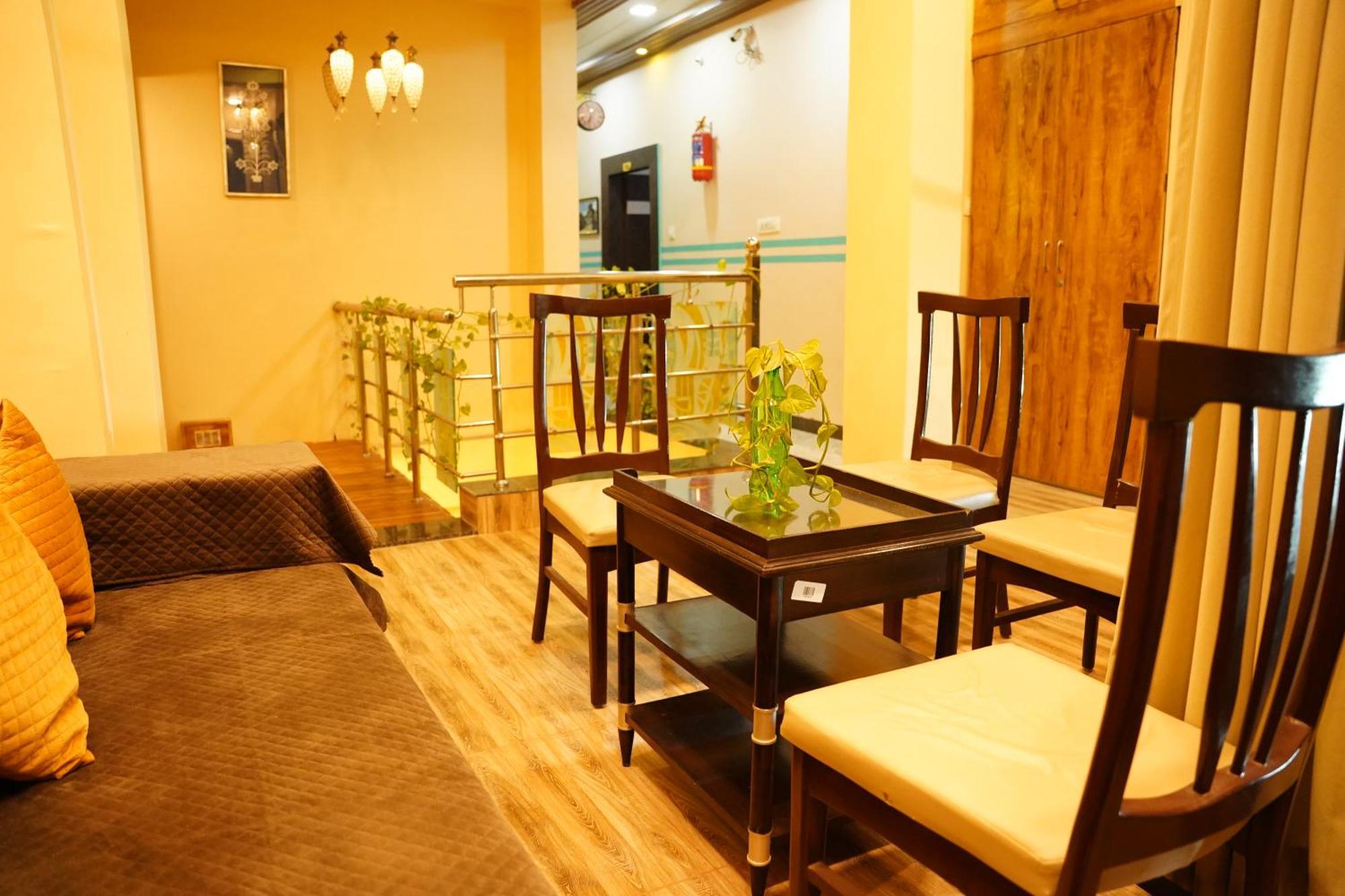 Hotel Mahishmati Palace Maheshwar Ngoại thất bức ảnh
